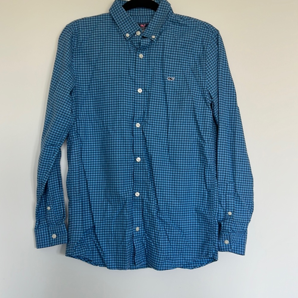 Vineyard vines boys blue/navy gingham button up long sleeve. Size 16. Flannel